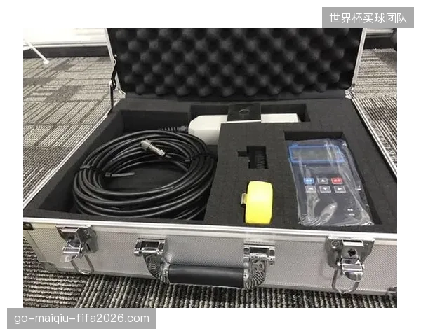 盲目堆砌在身上的几十个力学传感器，正在把运动员变成滑稽的移动实验室